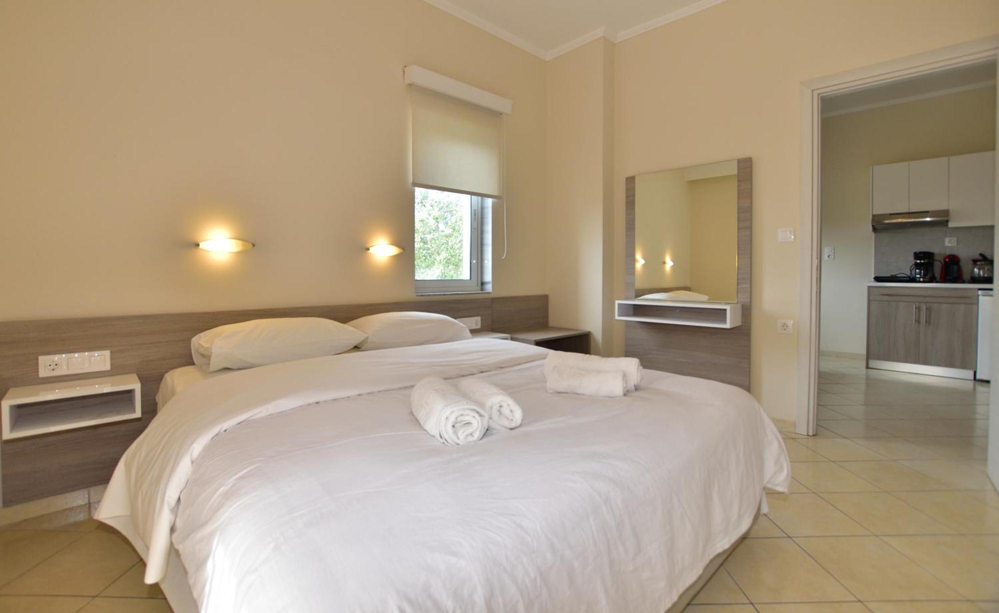 פליאוחורה Flisvos Rooms מראה חיצוני תמונה